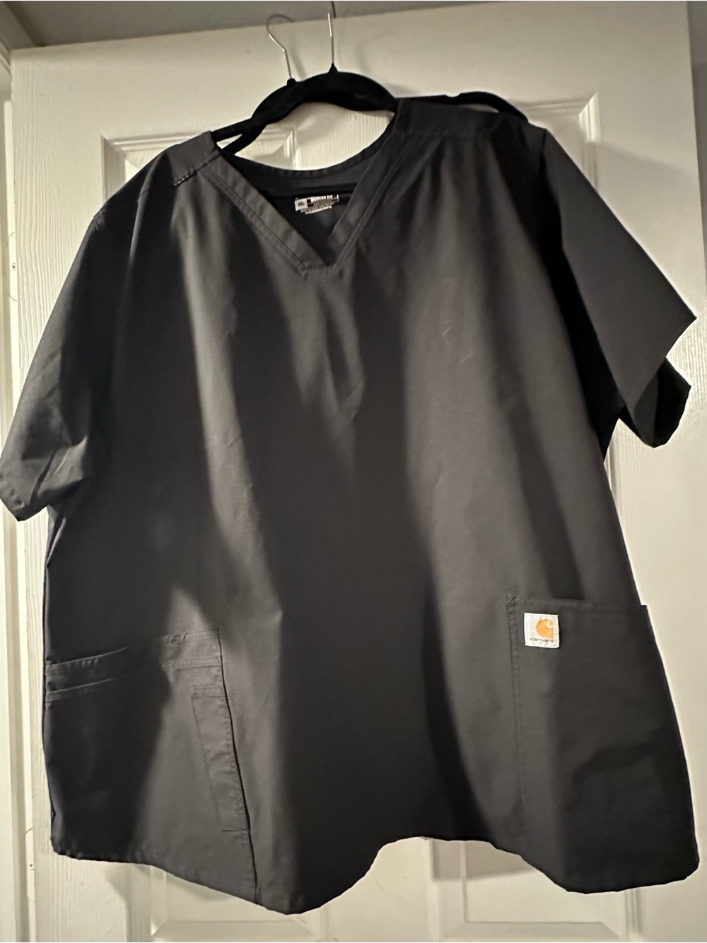 Carhartt NWOT Black V-Neck Scrub Top with Front Pockets